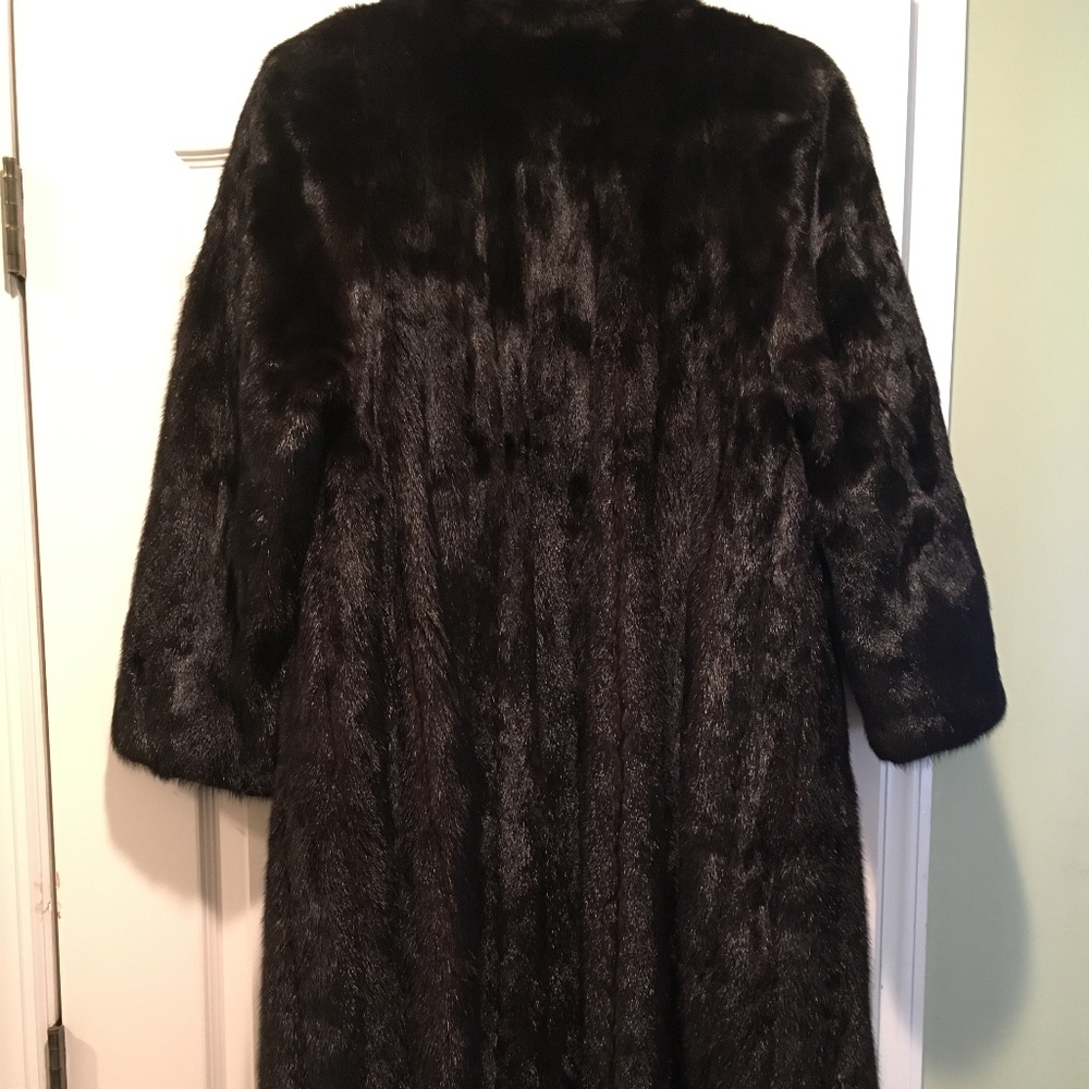 Full Length Mink Coat - Bran New / Never Worn